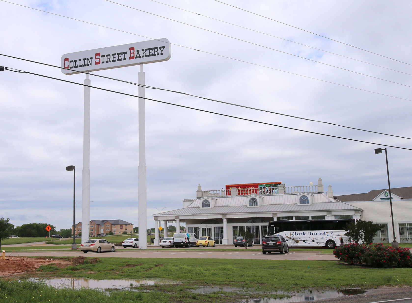 Frontage road - Bellmead